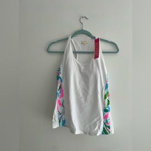 This is a cute white tennis set of Lilly Pulitzer, an american fashion designer